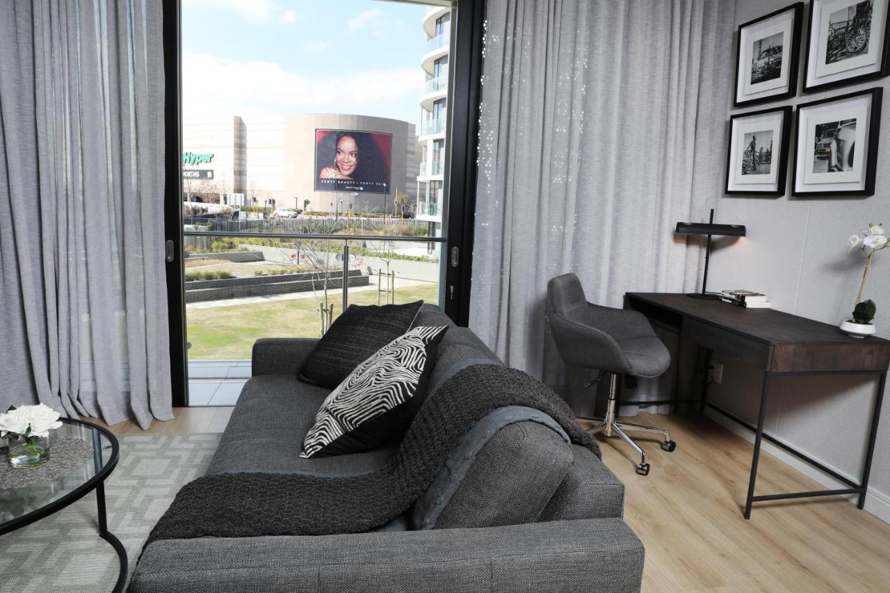 5 Star Elegant Apartments, Ellipse, Waterfall City, Midrand, Johannesburg Eksteriør billede