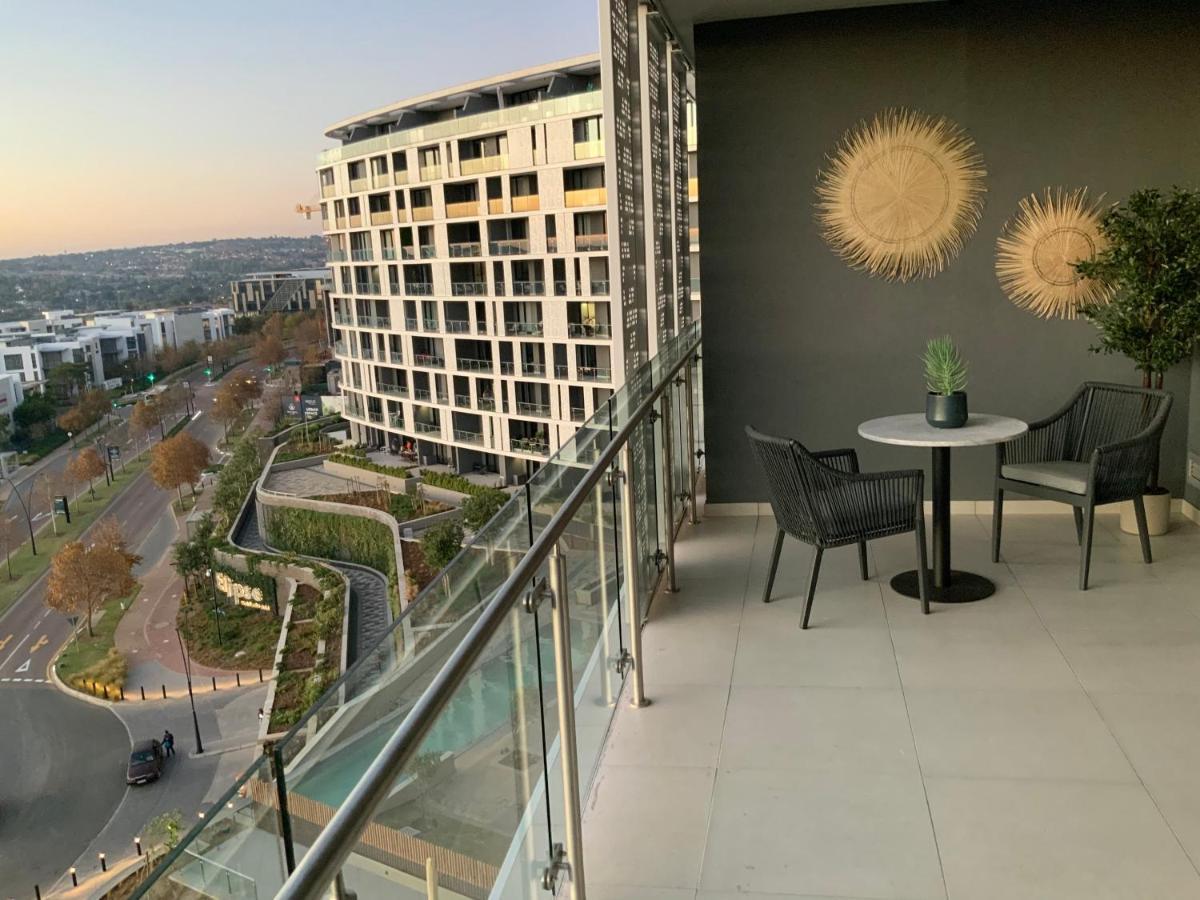 5 Star Elegant Apartments, Ellipse, Waterfall City, Midrand, Johannesburg Eksteriør billede